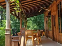 Jepara Garden Resort Hotel a Tahunan