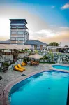 Avian Court Hotel - 4-Star