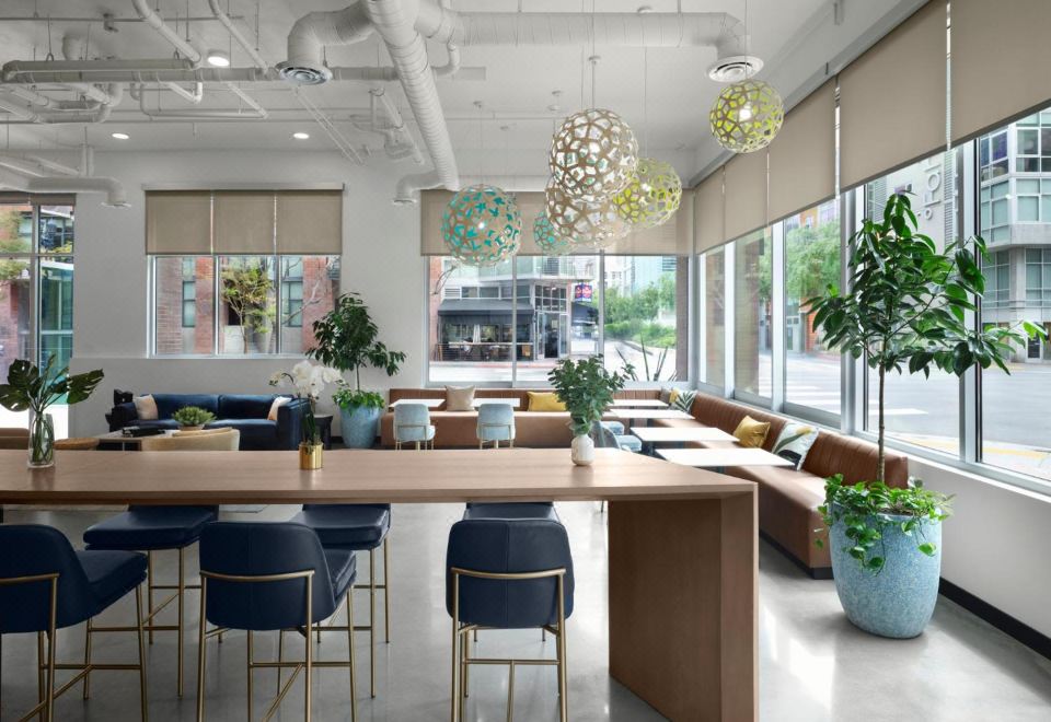 Sentral San Diego Gaslamp Quarter Hotel 로비