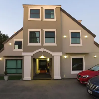 Athena Motel Hotels near Riccarton