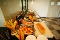 Four Points by Sheraton Visakhapatnam - breakfast