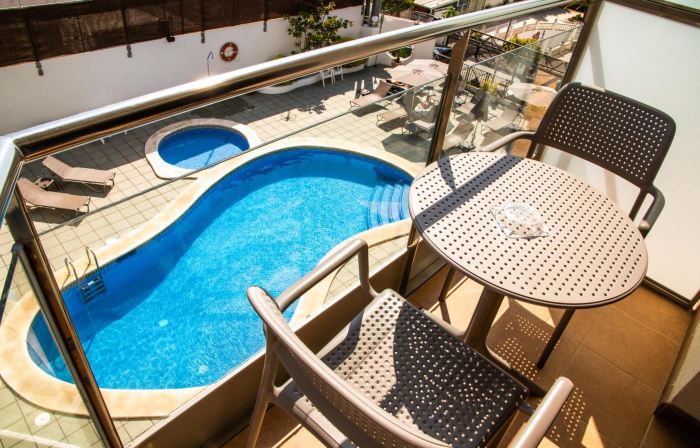 Petit Palau - Adults Only