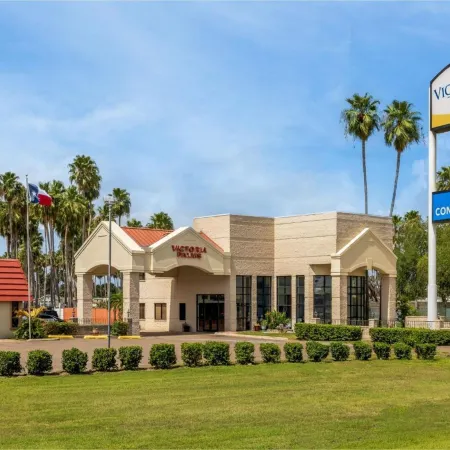 Victoria Palms Inn and Suites