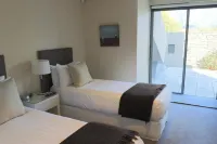 Lakeshore Springs Apartments - balcony