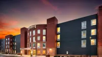 Staybridge Suites Marquette Hotel dekat Ellwood A. Mattson Lower Harbor Park
