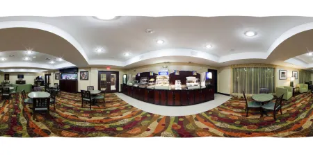 Holiday Inn Express & Suites Lubbock West Отели рядом с достопримечательностью «Thunderzone Family Fun»