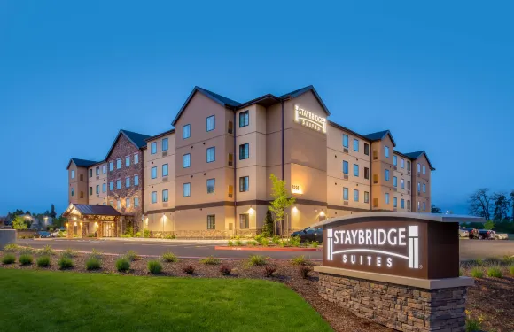 希爾斯伯勒北Staybridge Suites