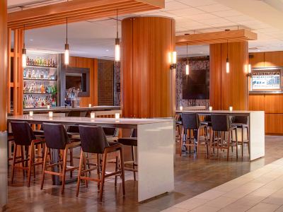 バー ハイアット リージェンシー インディアナポリス アット ステート キャピトルの写真