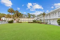 Baymont by Wyndham Jacksonville Airport Hotels near مطار جاكسونفيل الدولي