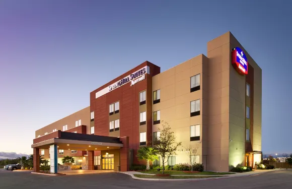 萬豪聖安東尼奧海洋世界®/拉克蘭萬豪SpringHill酒店