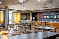 SpringHill Suites Baton Rouge Gonzales - breakfast