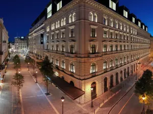 Dorothea Hotel, Budapest, Autograph Collection