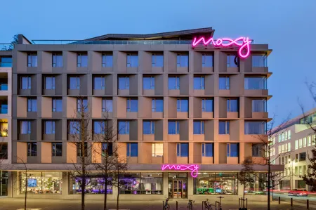 Moxy Antwerp Отели рядом со станцией Центральная станция Антверпена