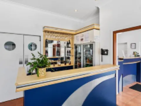 Browns Plains Motor Inn Hotels in Loganholme