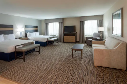 GrandStay Hotel & Suites - parking