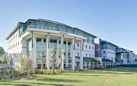 Holiday Inn Express & Suites FORT MYERS AIRPORT by IHG