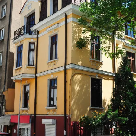 L'Opera Guest House