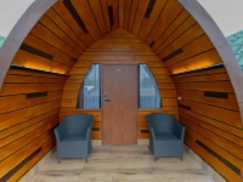 Class Premium Guest House Hotels in Sukun