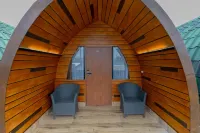 Class Premium Guest House Hotels in Sukun