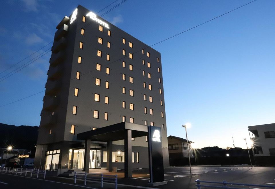 AB Hotel Nakatsugawa의 깔끔한 객실 내부 이미지