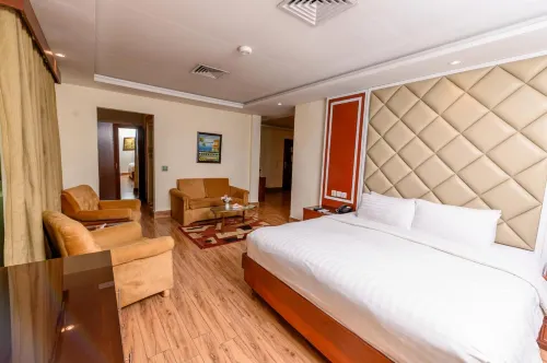 Hotel One Faisalabad Отели в г. Фейсалабад