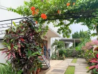 Cozy Homestay Syariah Mitra RedDoorz Bandung Hotel a Sukagalih