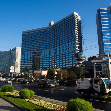 Intermark Residence Novy Arbat (Интермарк Резиденс Новый Арбат) Отели рядом с достопримечательностью «Оружейная»