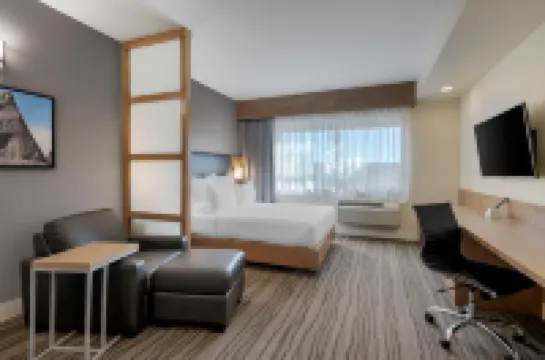 Best Western Plus Sawridge Suites Hotels in Fort McMurray