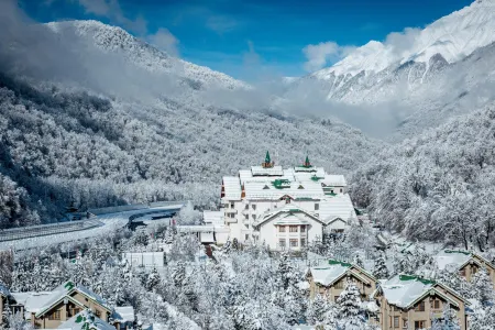 «Гранд Отель Поляна»