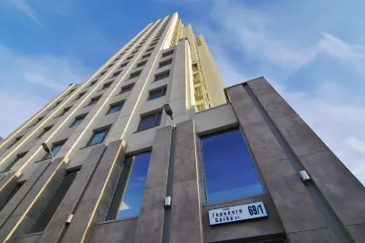 Sensa-Room Gorkogo 69 Apart-Hotel Hotel in zona Monument to the Inventor of Bicycle Efim Artamonov