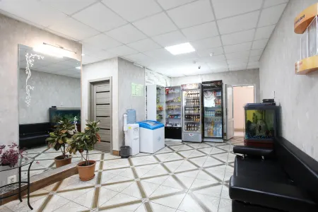 Утёс Отели рядом с достопримечательностью «Историко-краеведческий музей г. Уссурийск»