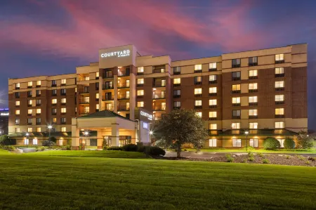 Courtyard Bloomington by Mall of America