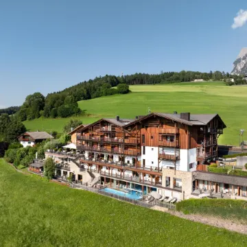 Hotel Emmy - Five Elements