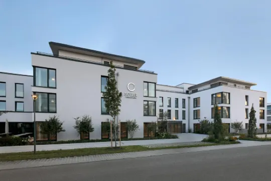 쏠러 비즈니스 호텔 – 뮌헨 공항 MUC