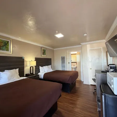 SurfSide Stay