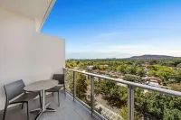 Quest Canberra - Mountain view