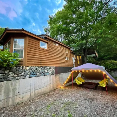 Hakuba Canadian Lodge Отели в г. Хакуба