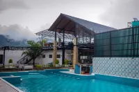 Majestic Lake Front Hotel & Suites - 5 stjerner