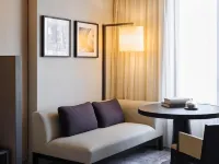 Hotel Realm Hotels in Barton