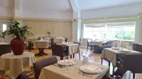 Hustyns Hotel - Bintang 4