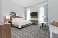 Staybridge Suites San Antonio Lackland AFB Area Hôtels à proximité de : Crown Meadows Neighborhood Park