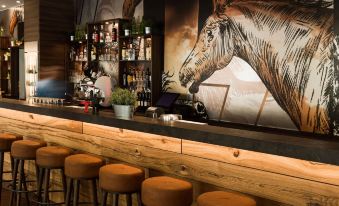 Holiday Inn - the niu, SADDLE FÜRTH