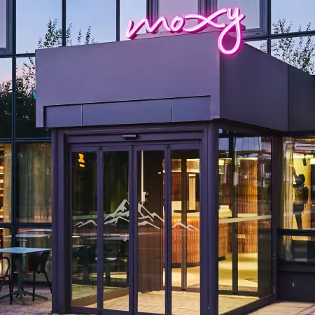 Moxy Annecy Отели в г. Анси