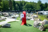 Halens Camping Och Stugby فنادق في Olofstrom