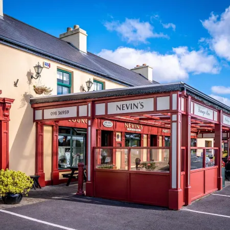 Nevins Newfield Inn Ltd