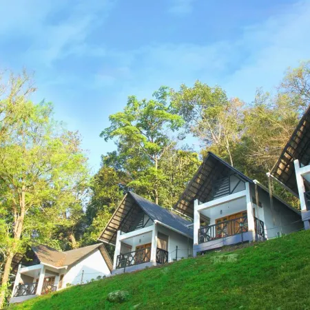 Woodrose Resort