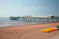 Cambria Hotel - Beach