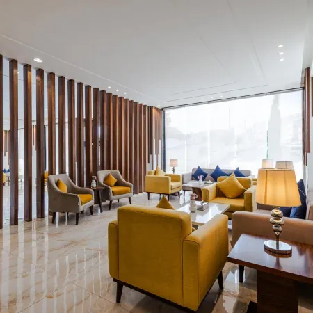 The Palace Hotel Suites - Al Badea