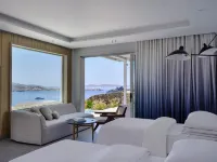 Deos Mykonos - A Myconian Collection Hotel