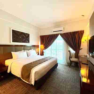 Putra Brasmana Hotel Rooms
